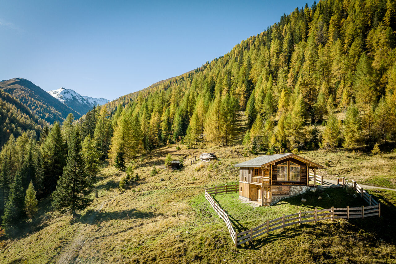 Hotel- und Tourismusfotografie mit Drohne
